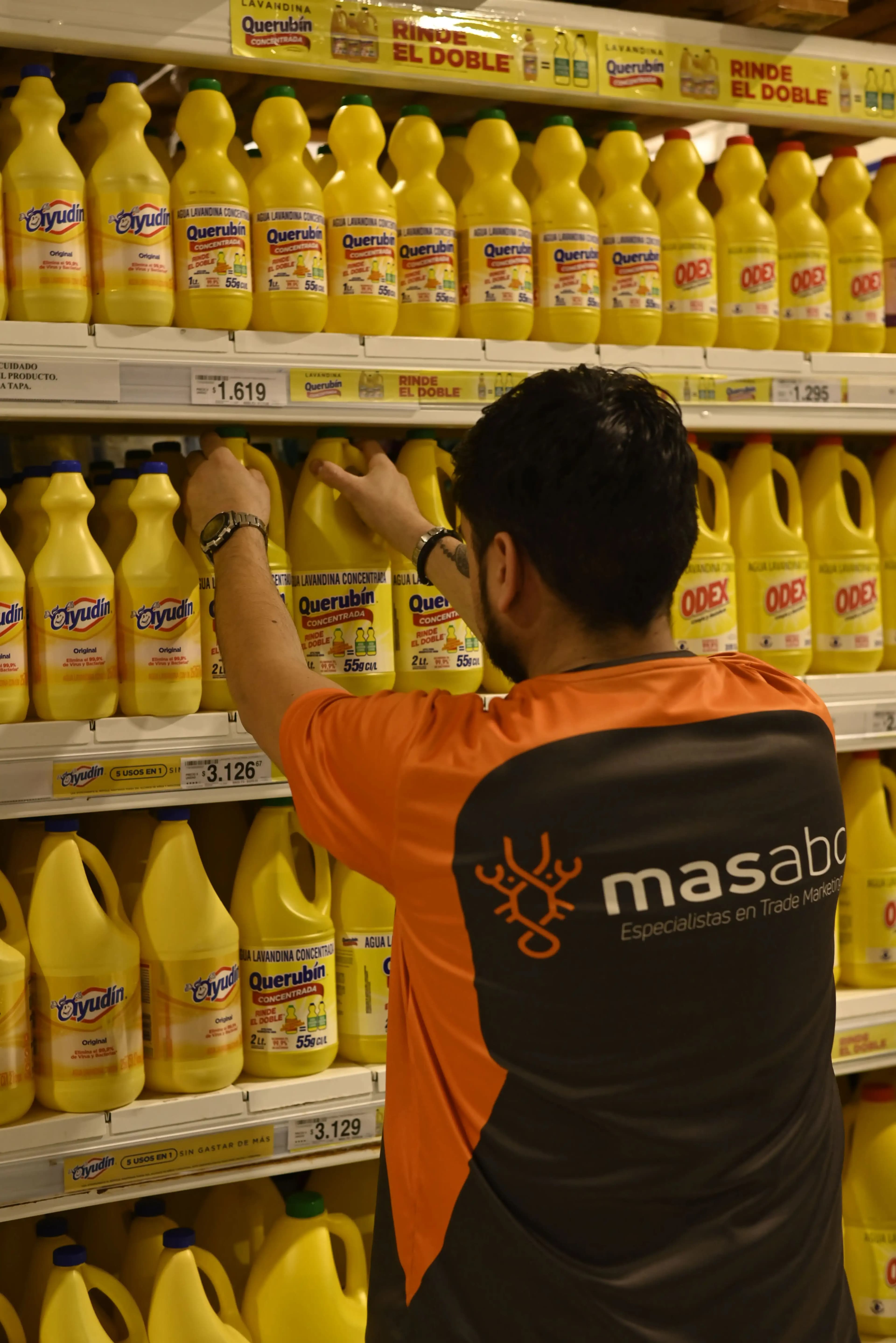 Equipo MASABC durante una activación de marca